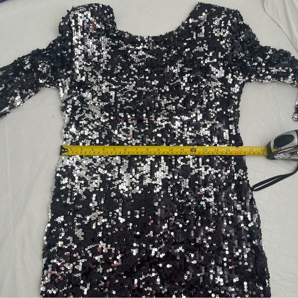 Olga and Maya black and silver sequin three quarter sleeve mini dress L - Picture 6 of 10
